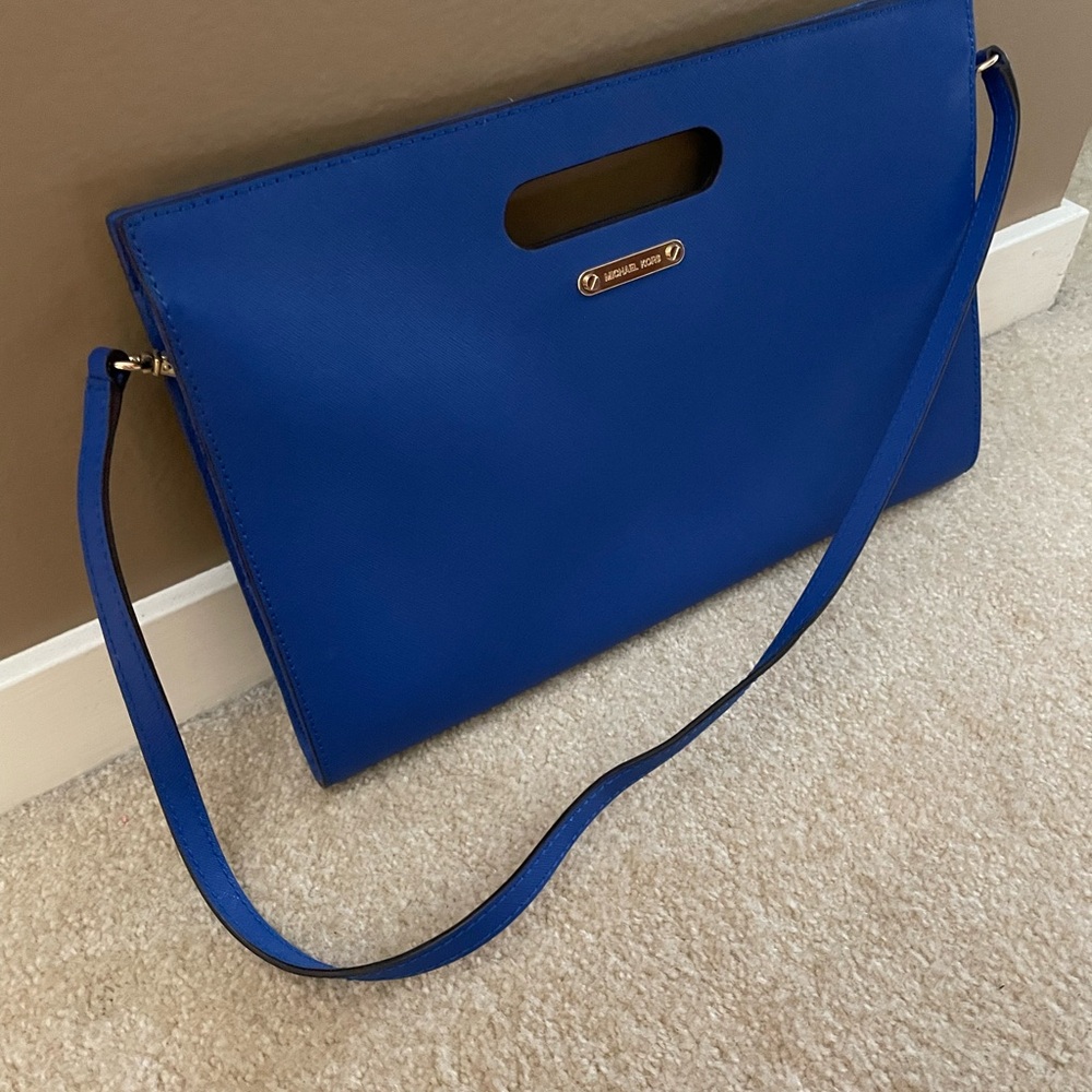 Michael Kors Blue Mini Bag with Structured Design